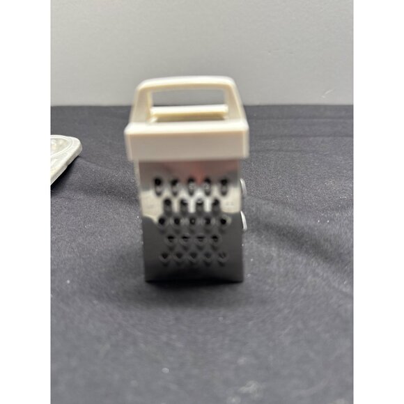Miniature 2" Cheese Grater & Vintage Aluminum Mini Daisy Cupcake Pan Baking Toy - Picture 9 of 11